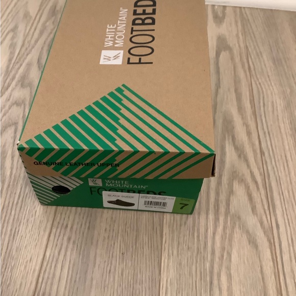 White Mountain ladies black suede leather clog❤️❤️❤️❤️ - Picture 6 of 15